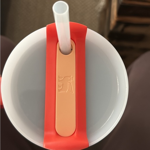 Stanley 40 oz - Picture 4 of 4